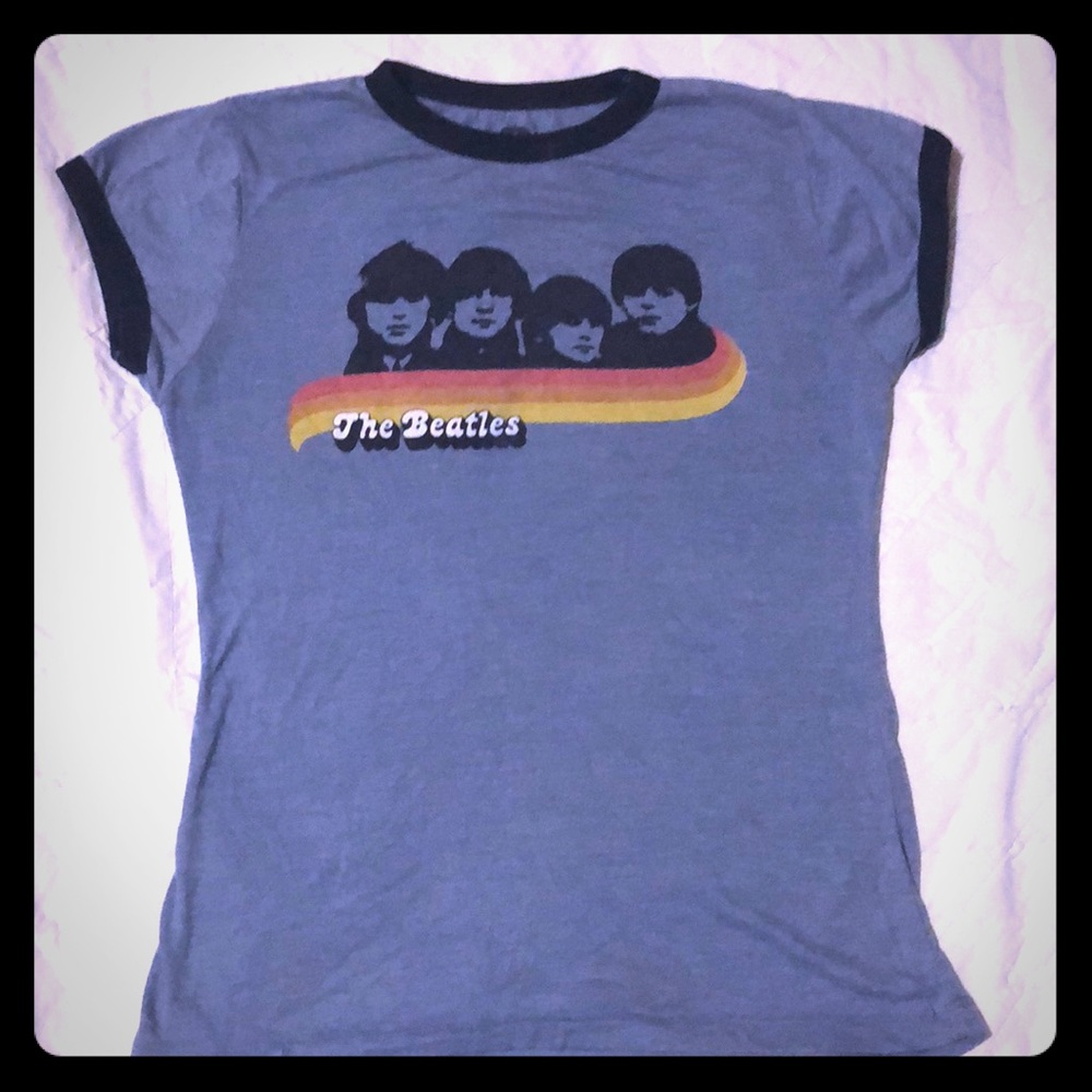 💜4 for $12 💜 Beatles tee!